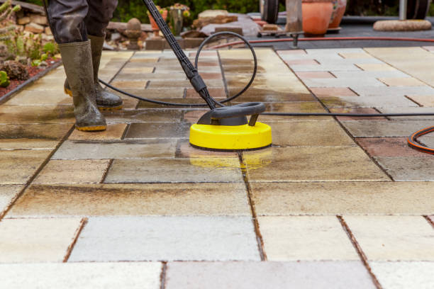 Best Sign and Awning Cleaning  in Mahtomedi, MN